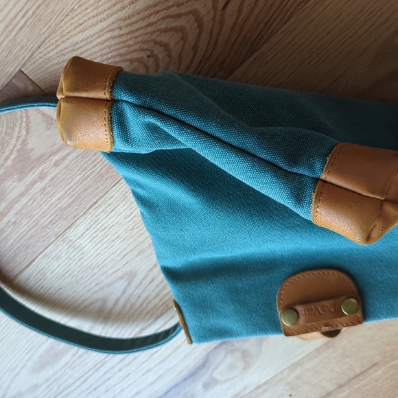 Davan. Women's Shoulder Bag. - Picture 13 of 13